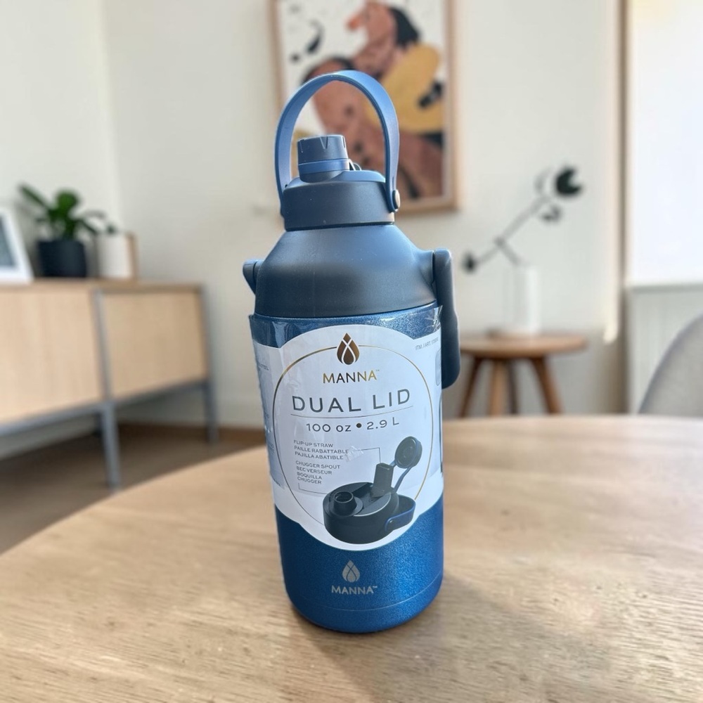 MannaBlue Dual lid -Color Blue Insulated Water Bottle with Carry Handle